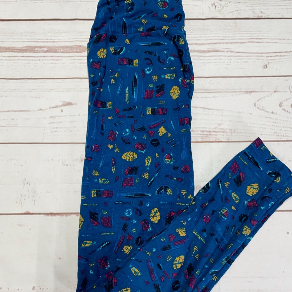 LuLaRoe OS Print Leggings New!  Never worn! NWT!